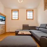 Appartementhaus Zell By In One