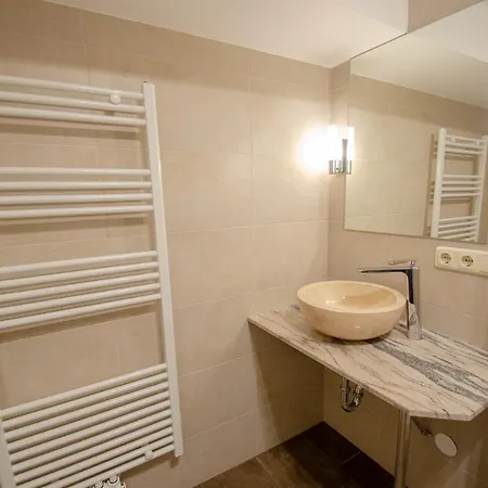 아파트 Appartementhaus Zell By In One