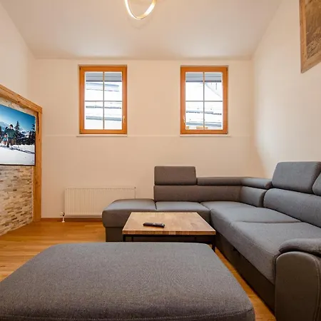 Appartementhaus Zell By In One