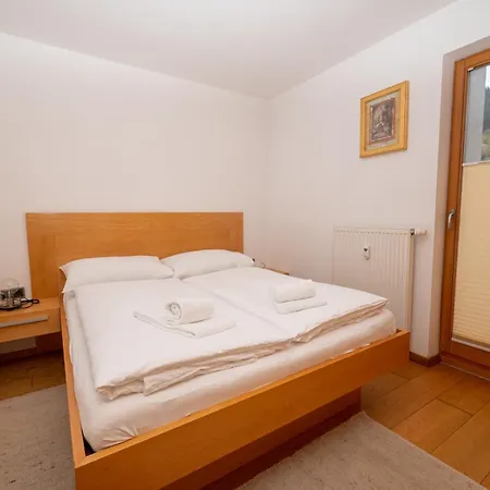 Apartment Appartementhaus Zell By In One