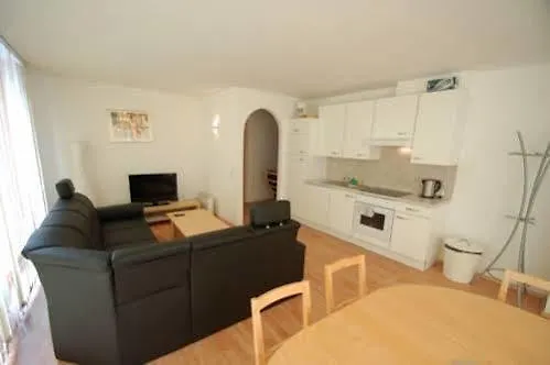 Appartementhaus Zell By In One